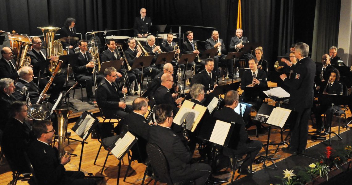 Landes-Polizeiorchester konzertiert in Hellenthal